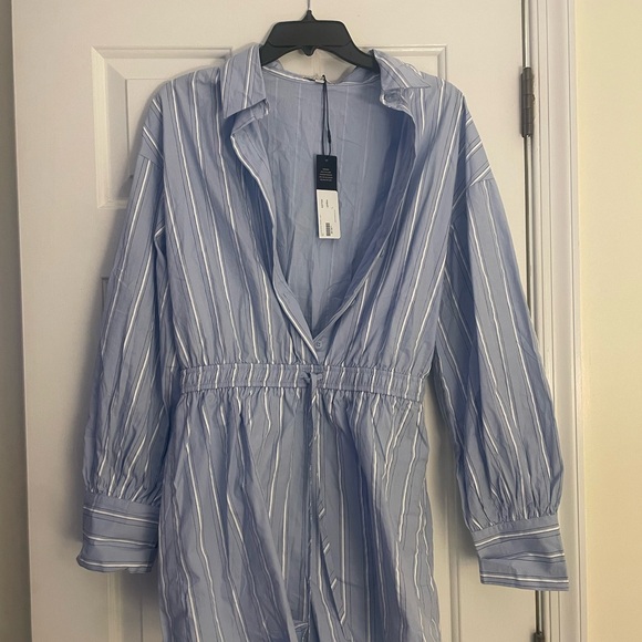 NWT FASHION NOVA WORKFLOW POPLIN LONG SLEEVE ROMPER STRIPED LIGHT BLUE - Picture 5 of 6
